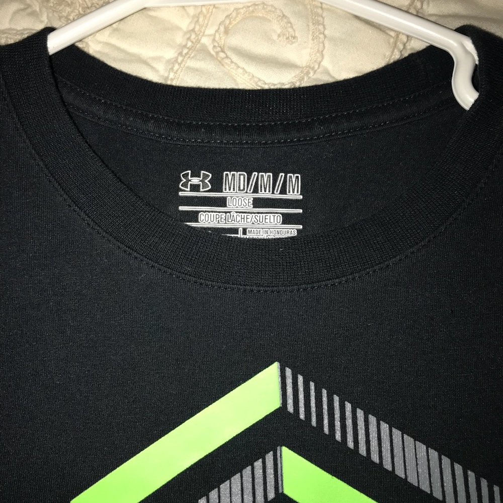 Men’s Underarmour T-shirt